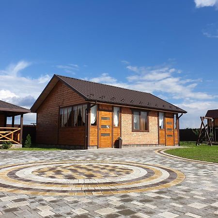 Маєток Мигдаль Hotel Svityaz' Exterior photo